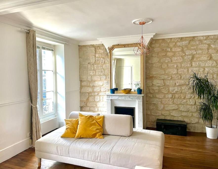 Center Of Paris - Gare Est / Nord Apartment Bagian luar foto